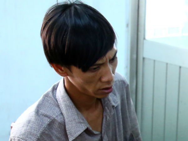 Nam thanh niên tráo vàng giả lấy vàng thật