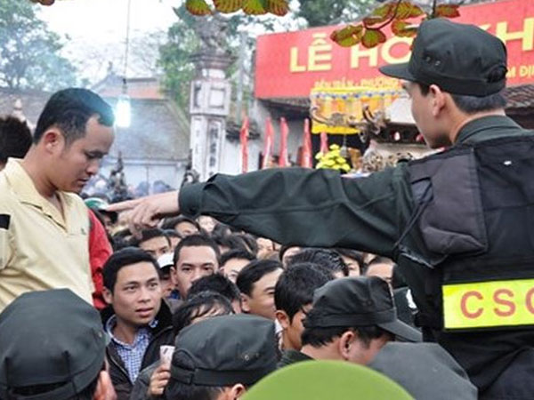 Thiết lập 5 vòng an ninh bảo vệ lễ Khai ấn đền Trần