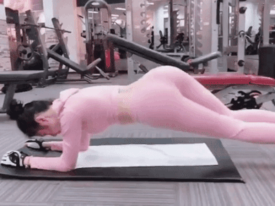 'Angela Phương Trinh hướng dẫn tập gym sai, có thể gây hại cột sống'
