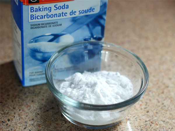 Baking soda 'thần thánh' thật nhưng dùng để làm sạch những vật dụng sau thì 'toi' rồi