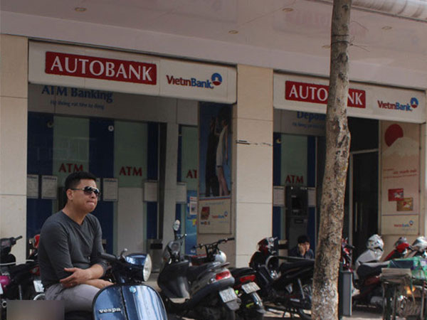 Vietinbank gặp lỗi đường truyền, khách chuyển tiền nhiều giờ bất thành