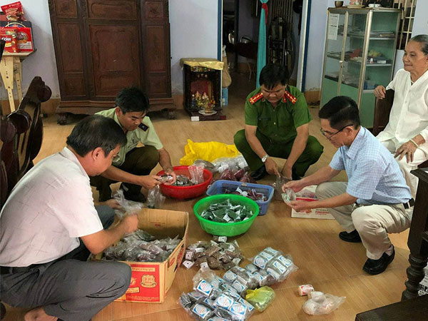 Hàng loạt người nguy kịch nghi uống 'thần dược' trị tiểu đường