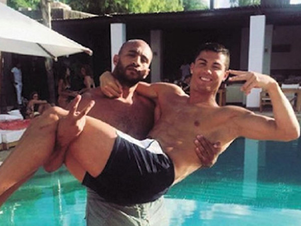 ‘Bạn trai tin đồn’ của Ronaldo tái xuất, thắng dễ tại kickboxing