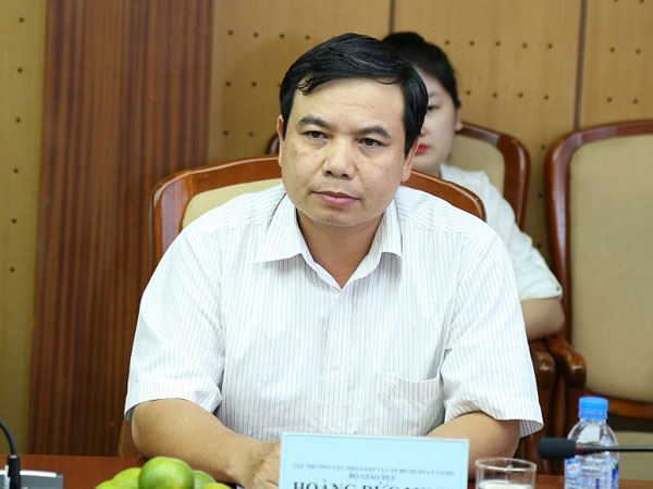 Bộ GDĐT nói gì về vụ cô giáo quỳ gối xin lỗi phụ huynh?