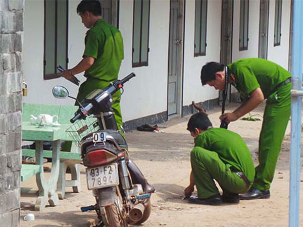 Làm rõ nghi án chủ nhà trọ xô ngã khiến khách say tử vong