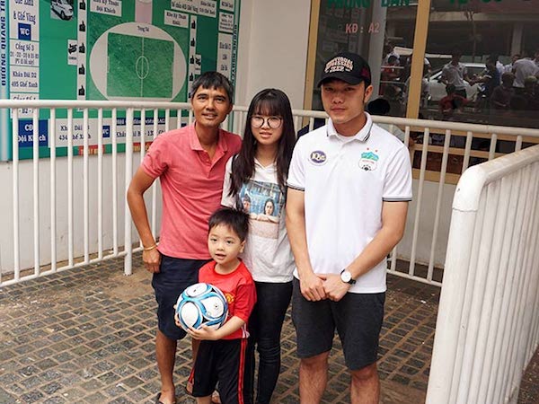 Công Phượng, Xuân Trường U23... giúp bầu Đức thu hơn nửa tỉ đồng tiền vé