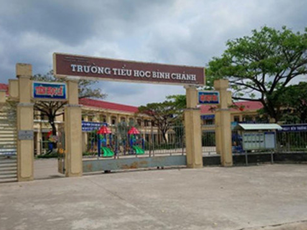 Công đoàn giáo dục Việt Nam nói gì khi cô giáo quỳ gối xin lỗi?