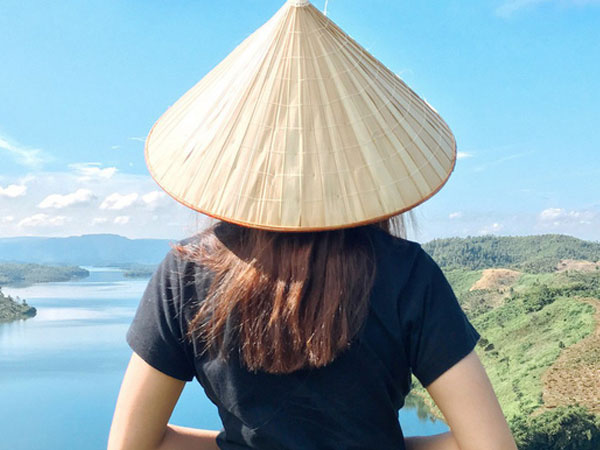 Bộ sưu tập thanh xuân độc đáo của cô gái 9x và cảm hứng cho nhiều bạn trẻ
