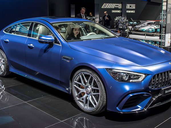 Mercedes-Benz AMG GT 4 cửa - đối thủ mới của Porsche Panamera