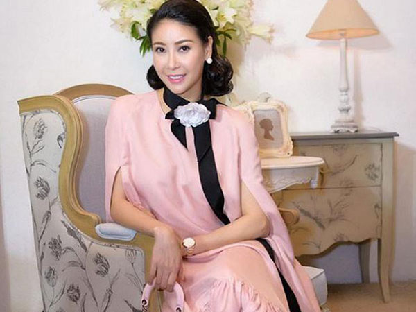 Hà Kiều Anh - Hoa hậu 3 con có cuộc sống giàu sang, hạnh phúc đáng ngưỡng mộ