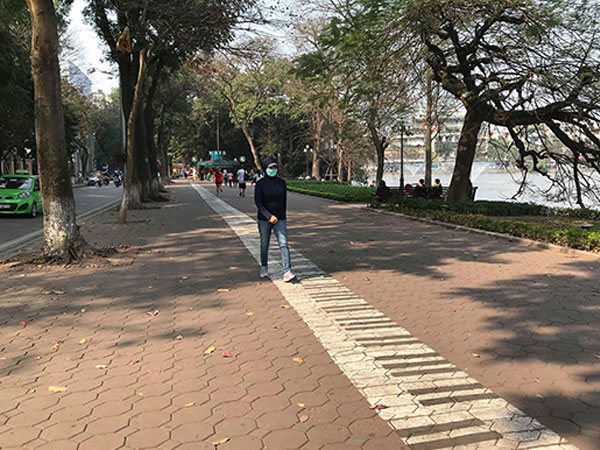 Hà Nội bóc hết 20 loại gạch, lát mới toàn bộ vỉa hè hồ Gươm