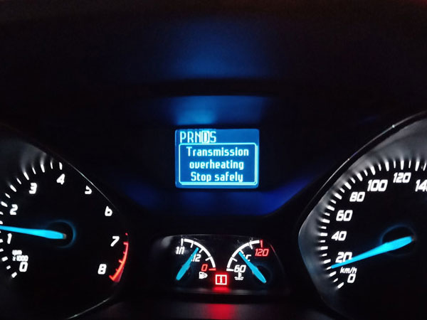 Khách hàng kiện Ford Việt Nam vì xe gặp lỗi hộp số