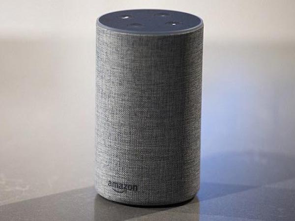 Loa thông minh Amazon cãi lệnh chủ, cười ma quái