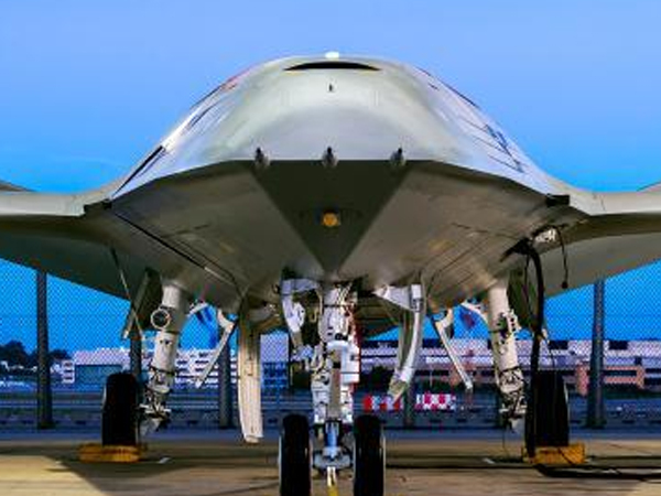 Boeing thử nghiệm UCAAS giúp Mỹ né đòn tên lửa đạn đạo