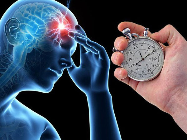 Sơ cứu khi bị đột quỵ, biết cách để tránh nguy cơ tử vong