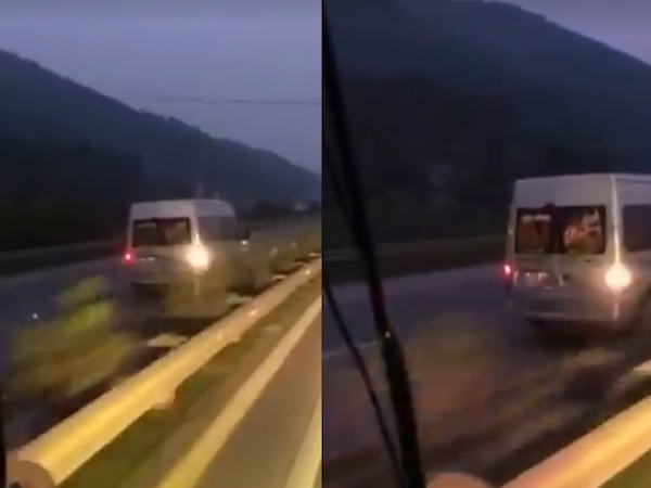 Clip: Kinh hoàng ô tô 16 chỗ chạy ngược chiều vun vút trên cao tốc Hà Nội - Lào Cai
