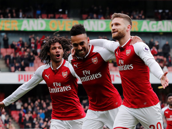 Đè bẹp Watford, Arsenal thu hẹp khoảng cách với tốp 4