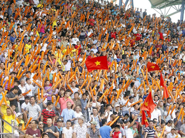 Đội bóng V-League bán vé với giá 10.000 đồng