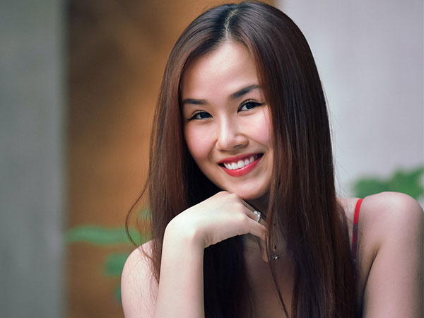 Hạ Trâm: 'Ở showbiz Việt, ai nói chưa bị gạ gẫm tình dục là dối trá'