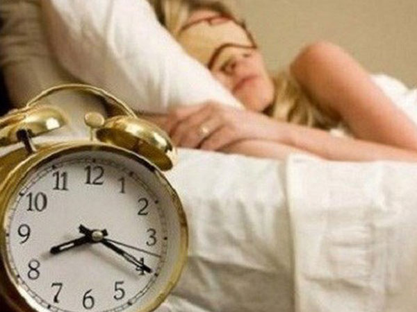 4 thói quen tai hại vào buổi sáng có thể khiến nhiều người mất đến 10 năm tuổi thọ