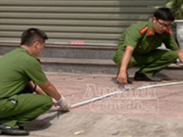 Bắt nghi phạm đâm mẹ tử vong