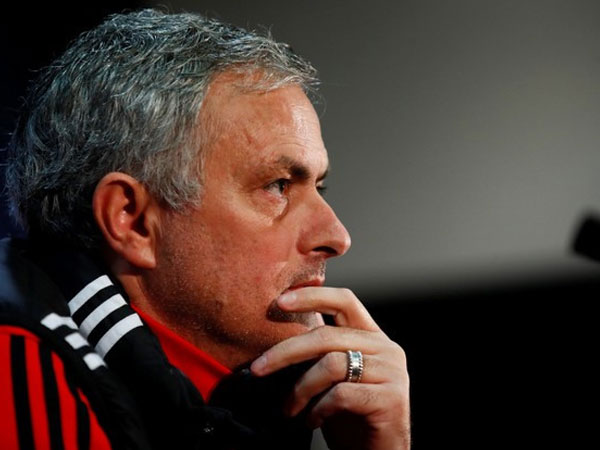 HLV Mourinho: 'Trong đầu tôi giờ chỉ có tên Sevilla'