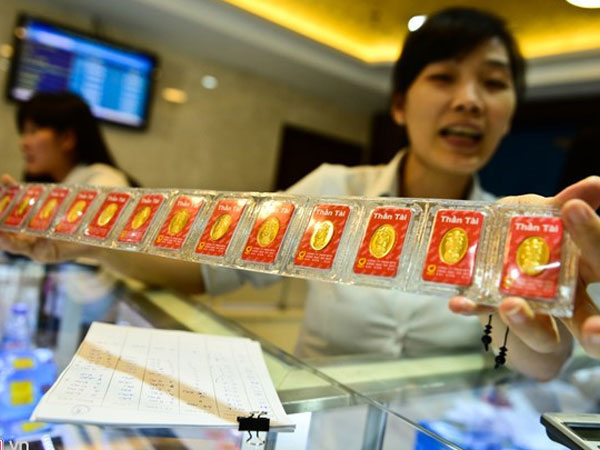 Khách tố mất 3 lượng vàng: Eximbank đã trả hết nhưng quên đòi sổ?