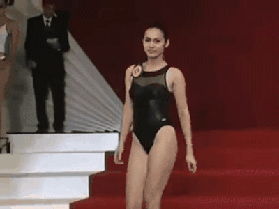 Sau 20 năm, clip trình diễn Bikini của chung kết Hoa hậu Việt Nam 1998 bất ngờ được chia sẻ rầm rộ