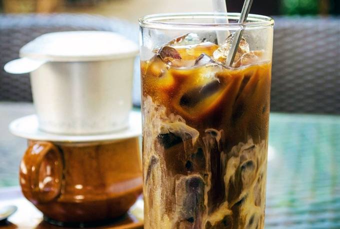 'Tự tin' mở quán cà phê, phá sản mất trắng cả tỷ đồng