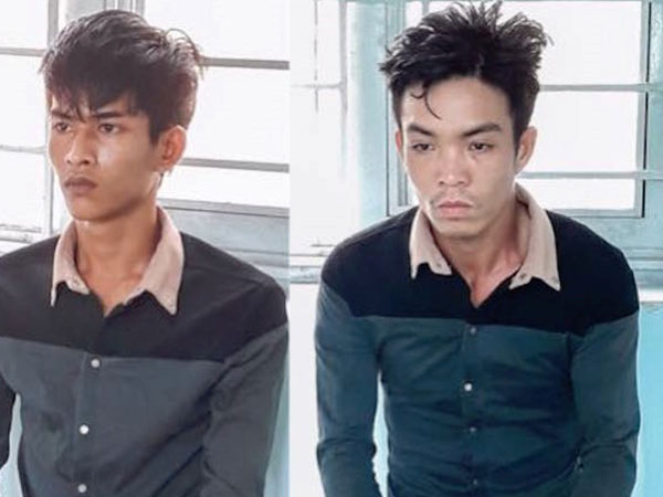 Cô gái giằng co với tên cướp tuổi 24