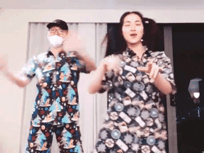 Dù bị trêu nhảy như chém hoa quả, Đức Phúc vẫn 'lầy' hết cỡ cạnh Hòa Minzy