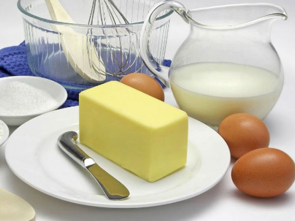 Phụ nữ tuổi trung niên ăn gì để đẹp da chắc xương?