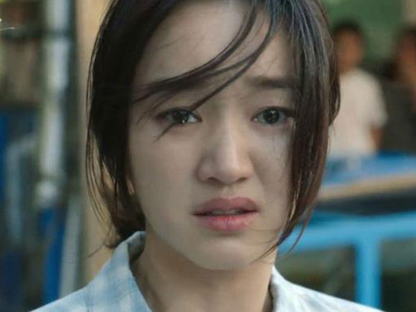 Ngán ngẩm vợ quê mùa, tôi ân hận rớt nước mắt khi tìm thấy quyển sổ chi tiêu của vợ