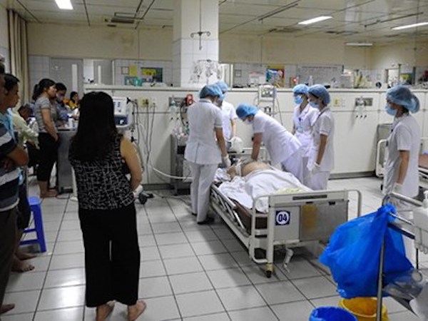 Vụ 8 người chạy thận tử vong ở Hòa Bình: Truy tố 3 bị can