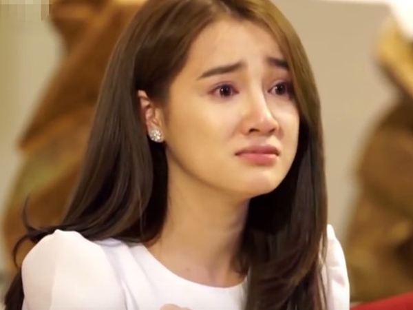 Phản ứng của Nhã Phương sau khi Nam Em tiết lộ từng yêu Trường Giang