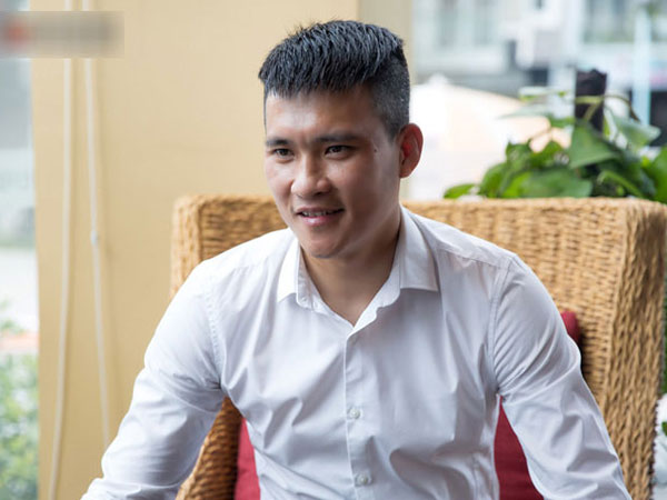 Lê Công Vinh: 'Tôi chỉ cảm thấy yêu vợ mỗi ngày một nhiều hơn'