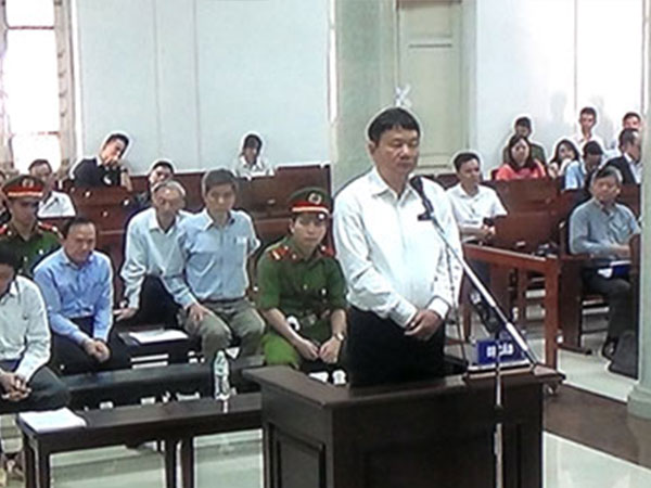 Mất 800 tỷ, ông Đinh La Thăng khăng khăng: 'Đầu tư có hiệu quả'