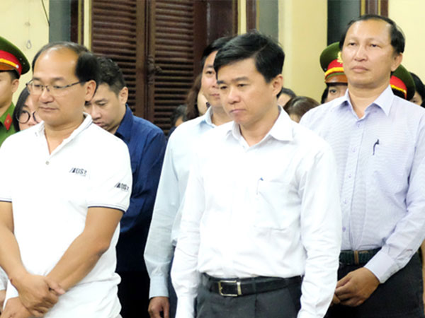 Nguyên tổng giám đốc Navibank lĩnh 13 năm tù