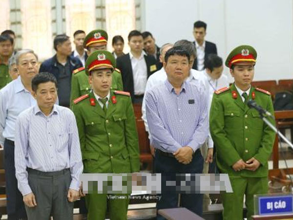 Ông Đinh La Thăng: 'Bị cáo không thể mất trí như thế được'