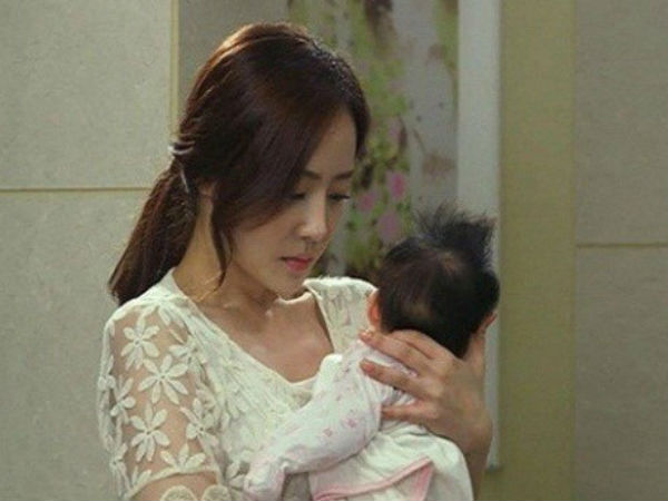 Chỉ vì một câu nói của hàng xóm mà mẹ chồng tôi nhất định tước quyền nuôi con của tôi