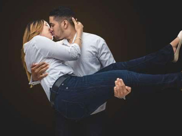 Những bệnh có thể lây truyền qua nụ hôn