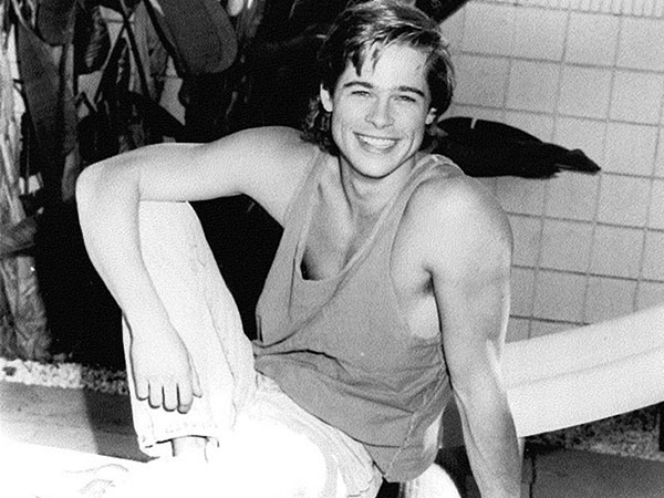 Vẻ điển trai của Brad Pitt thời trẻ trong bộ ảnh chưa từng công bố