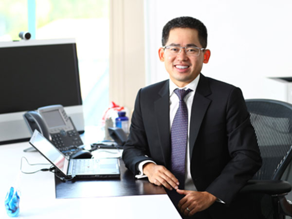 CEO HSBC Việt Nam: Máy móc có thể thay 90% công việc ngân hàng