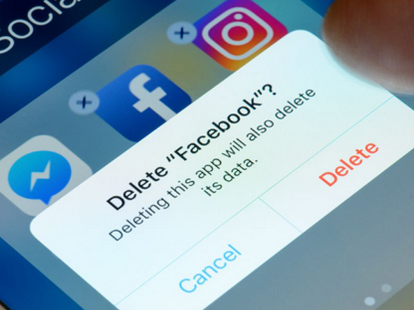 Không dễ 'tẩy chay' Facebook