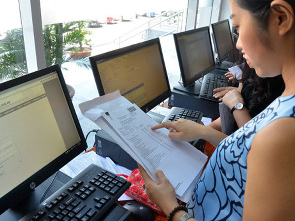 Hàng loạt cá nhân bỗng 'dính' thu nhập chịu thuế
