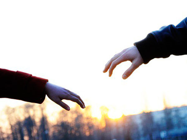 'Em quá tốt' hay 'anh không đủ tốt' đều là dối gian, tình đôi ta chia cắt là vì thế này đây…