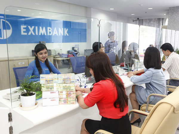 Eximbank mất thêm 800 tỷ đồng vốn hóa ngày công an khám xét trụ sở