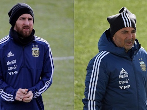 HLV Argentina: ‘World Cup như khẩu súng chĩa vào đầu Messi’