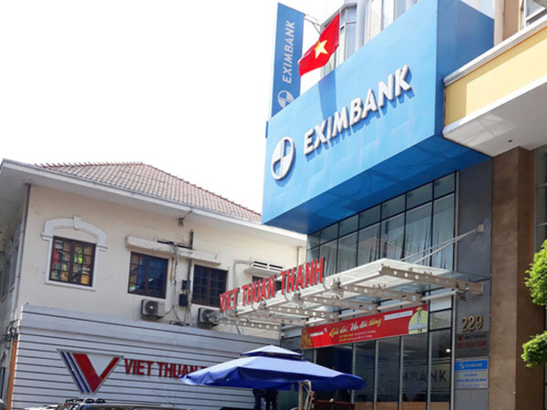 Khởi tố bị can 2 nữ nhân viên Eximbank chi nhánh TPHCM