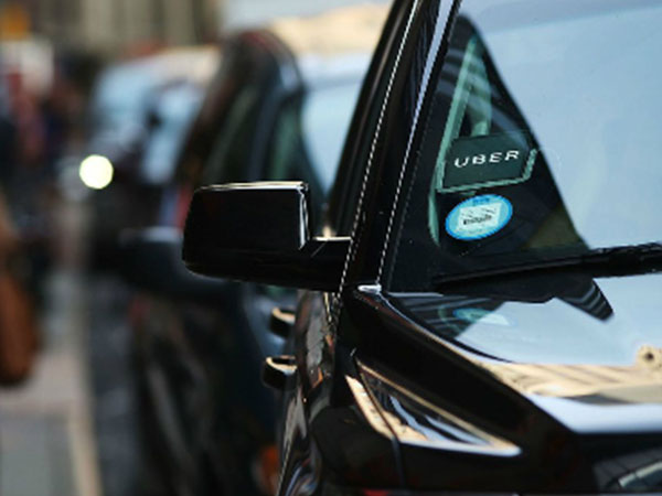 Toan tính đằng sau quyết định rút lui của Uber